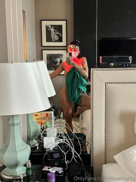 Mia Khalifa Nude Leaks OnlyFans Photo 1060