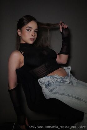 mia_rossse_exclusive Nude Leaks OnlyFans Photo 13
