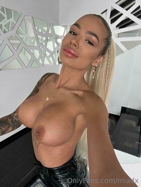 miadx Nude Leaks OnlyFans Photo 1