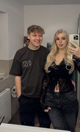 Mialilia Nacktes Leaks OnlyFans Foto 7