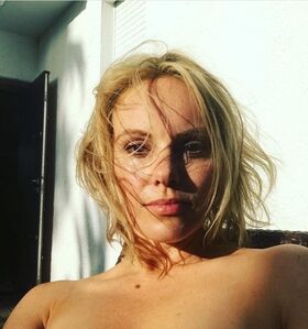 Michelle Dewberry Nude Leaks OnlyFans Photo 5