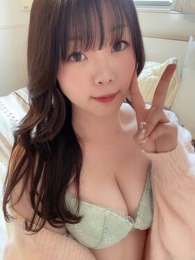 Midori Yuuzono Nude Leaks OnlyFans Photo 6