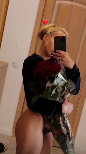 Mihalina Novakovskaya Nude Leaks OnlyFans Photo 19