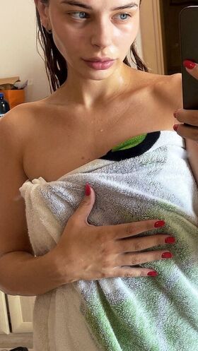 Mihalina Novakovskaya Nude Leaks OnlyFans Photo 47