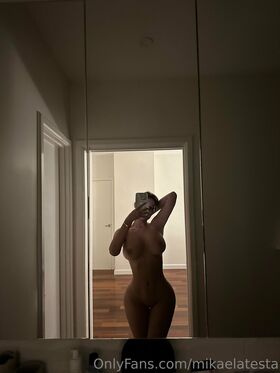 Mikaela Testa Nude Leaks OnlyFans Photo 29