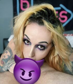 Mikaylax Nude Leaks OnlyFans Photo 28