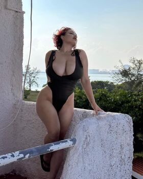 Milada Moore Nude Leaks OnlyFans Photo 42