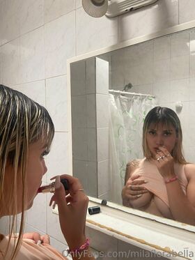 milaflorabella Nude Leaks OnlyFans Photo 4