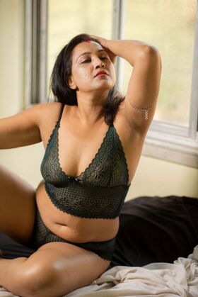 Mili Debnath Nude Nude Leaks OnlyFans Photo 2