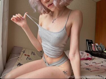 millllykitty Naakte Leaks OnlyFans Foto 38