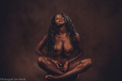Mimi Desuka Nude Leaks OnlyFans Photo 26