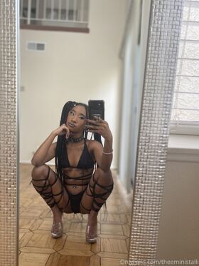 Mini Stalli Nøgne lækkede OnlyFans foto 219