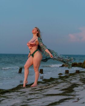 Miranda Cohen Nude Leaks OnlyFans Photo 4