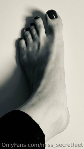 miss_secretfeet