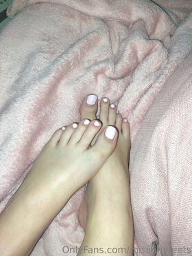 misstinyfeets Nude Leaks OnlyFans Photo 22