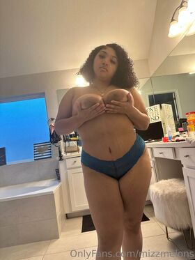 MizzMelons Nude Leaks OnlyFans Photo 31