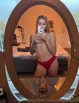 Mniamconie Nude Leaks OnlyFans Photo 4