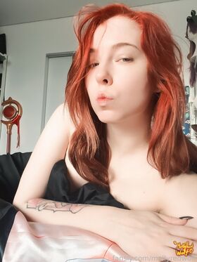 MollyRedWolf नग्न लीक OnlyFans फोटो 1005