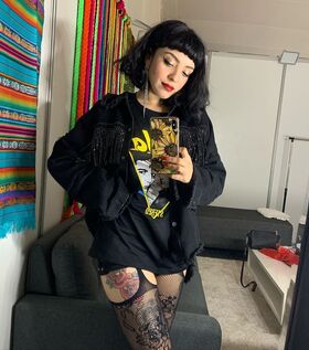 Mon Laferte नग्न लीक OnlyFans फोटो 10
