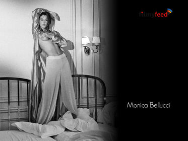 Monica Bellucci Nude Leaks OnlyFans Photo 7