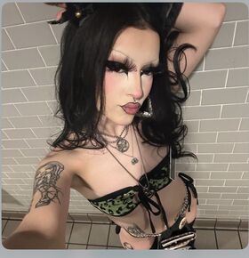 monstrosity รูป OnlyFans เปลือยรั่วไหล 1