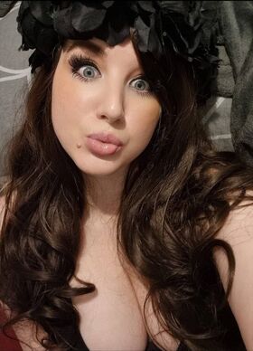 Moon Dragon Vuotanut alastonkuva OnlyFans 94