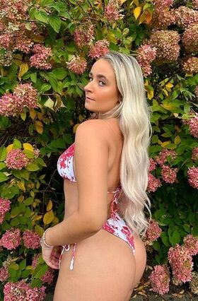 Moriah Becker Гола изтичане OnlyFans снимка 64