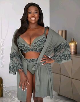 Motsi Mabuse Nacktes Leaks OnlyFans Foto 78