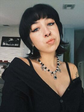 Mrizzy Fotografie scursă ilegal OnlyFans dezbrăcată 34