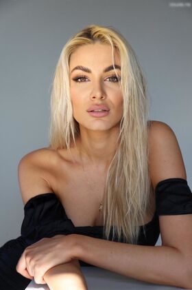 mymiapage Nude Leaks OnlyFans Photo 5