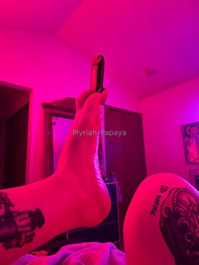 myriah_papaya