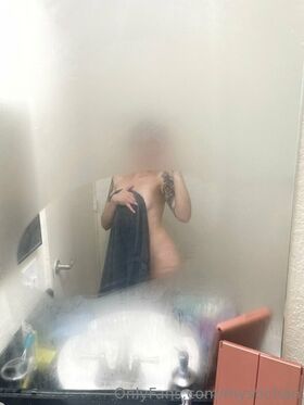Mystichan Nude Leaks OnlyFans Photo 1