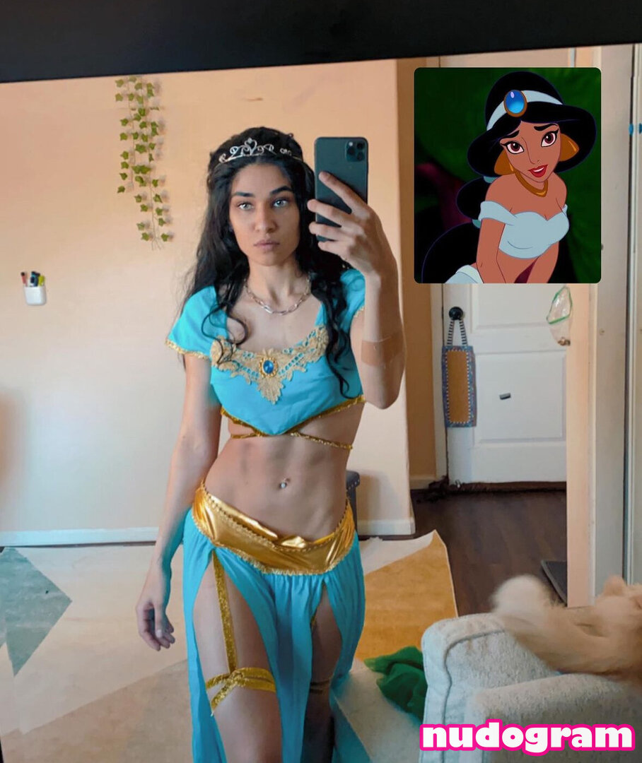 Naila Iqbal  NylaWHO  NylaWHO1  alienalianz Гола изтичане OnlyFans  снимка 6 - Nudogram v2.1