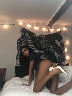 Naomi Woods Nude Leaks OnlyFans Photo 172