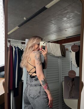 Natalblya Vuotanut alastonkuva OnlyFans 58