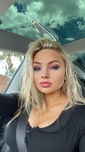 Natalie Alyn Lind