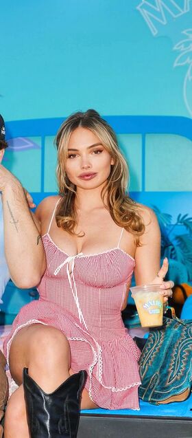 Natalie Alyn Lind Nude Leaks OnlyFans Photo 458