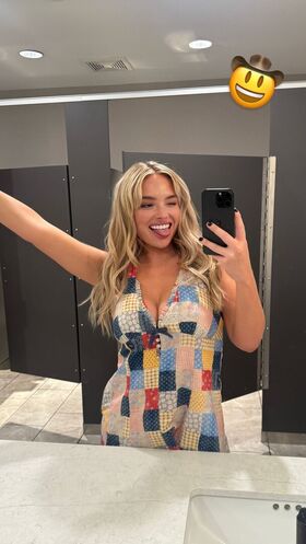 Natalie Alyn Lind Nude Leaks OnlyFans Photo 474