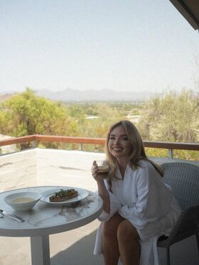 Natalie Alyn Lind Nude Leaks OnlyFans Photo 481