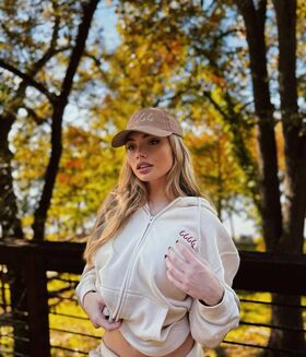 Natalie Alyn Lind Nude Leaks OnlyFans Photo 485