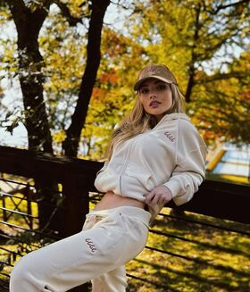 Natalie Alyn Lind Nude Leaks OnlyFans Photo 486