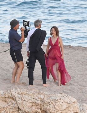 Natalie Portman Nude Leaks OnlyFans Photo 85