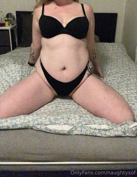 Naughty Sof Naakte Leaks OnlyFans Foto 15