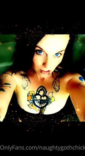 naughtygothchick Nude Leaks OnlyFans Photo 3