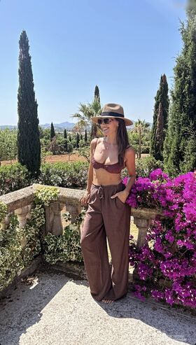 Nazan Eckes Фото утечки OnlyFans (обнаженная) 422