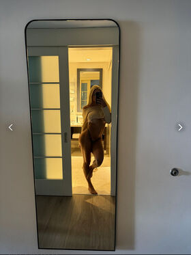 Nellie Cronen Nude Leaks OnlyFans Photo 30