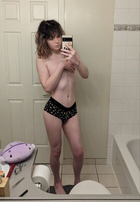 NeriiLune Nude Leaks OnlyFans Photo 5