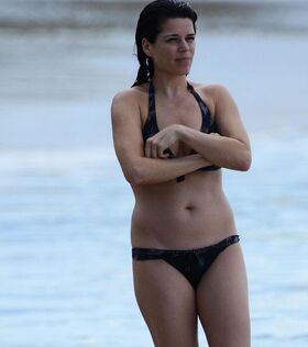 Neve Campbell Nude Leaks OnlyFans Photo 18