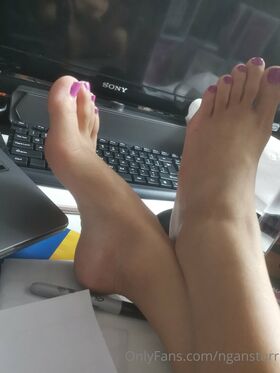 ngansturr Nude Leaks OnlyFans Photo 37