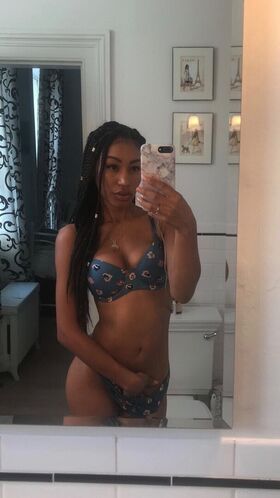Nia Simone Nude Leaks OnlyFans Photo 3